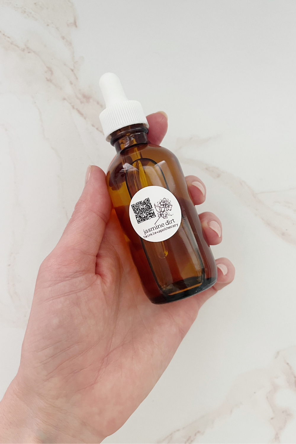 Jasmine Dirt: stand-alone fragrance
