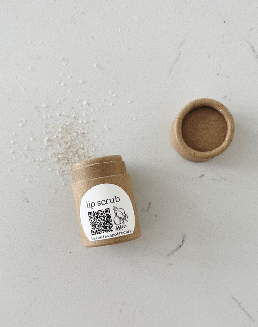 Lip Scrub Shaker: DIY exfoliating treatment